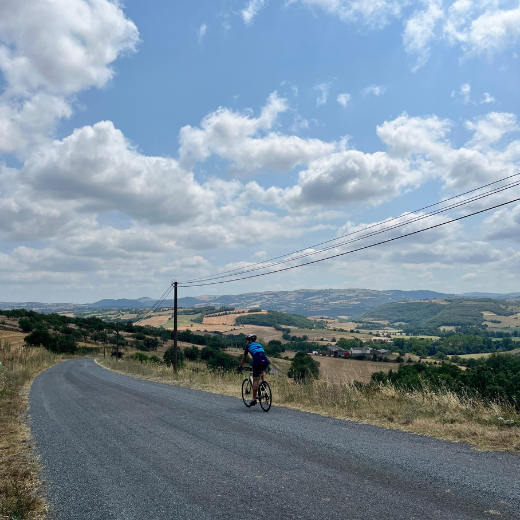 sejour vélo et gastronomie sud aveyron le petit marcheur